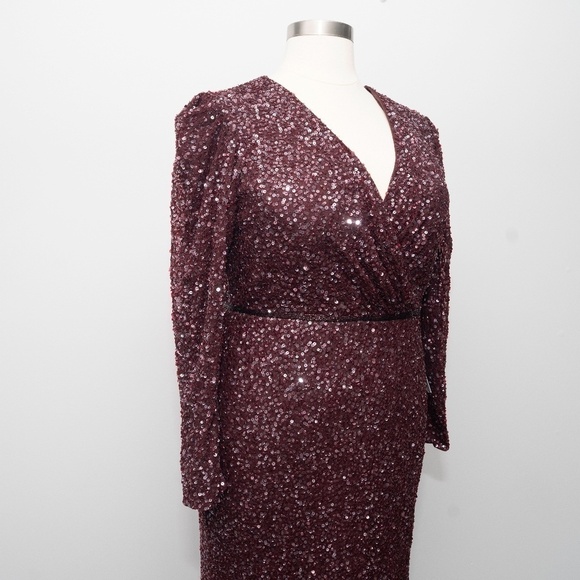 Mac Duggal. Puff Shoulder Sequined Surplice Gown. - Picture 10 of 16